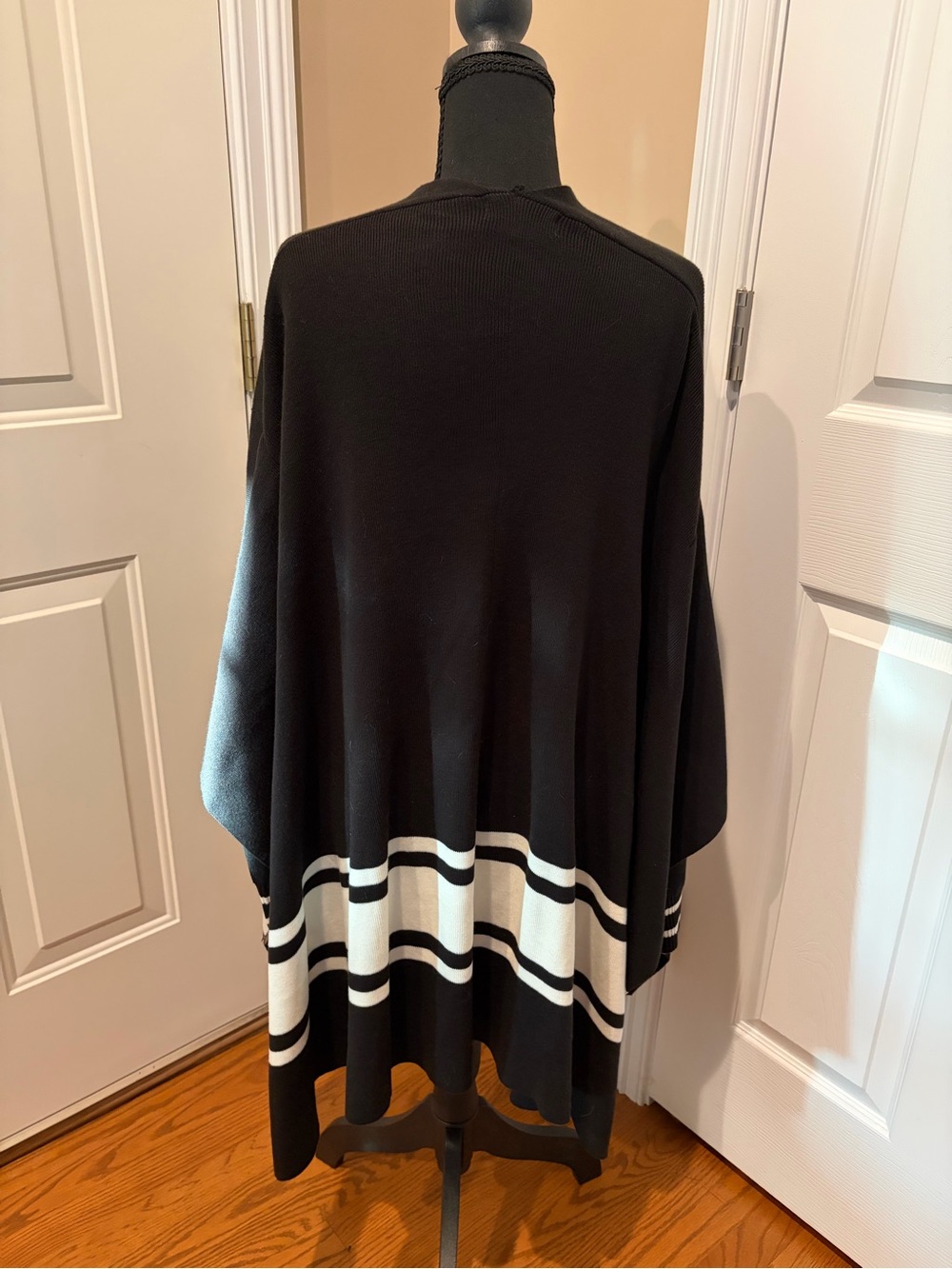 Elan Black Wrap Cape with White Stripe Trim - Picture 3 of 4